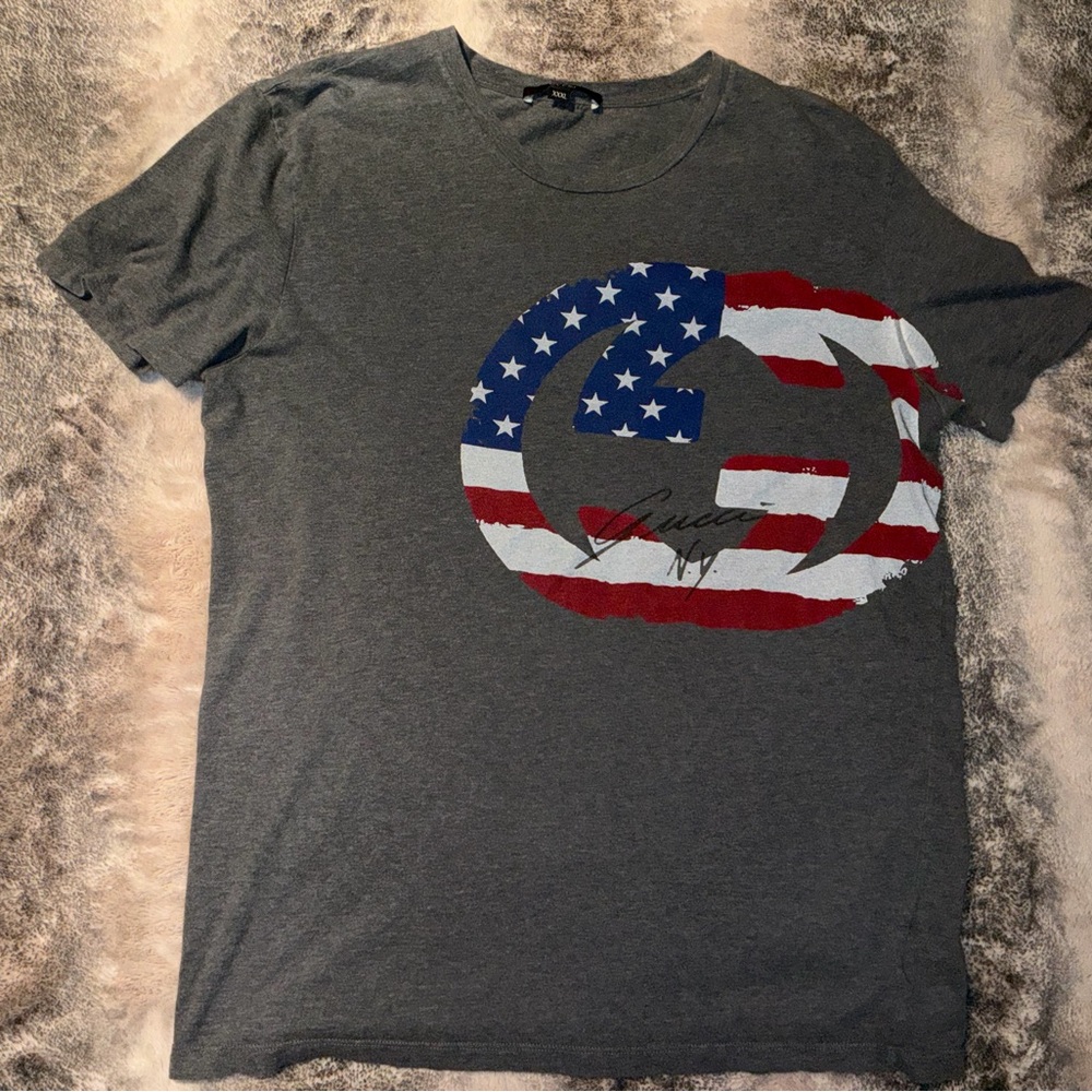 Gucci Gray T-Shirt with American Flag Logo